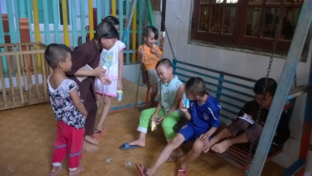 Rà soát hoạt động của các cơ sở nuôi dưỡng trẻ em bỏ rơi - 1 Đà Nẵng chỉ đạo rà soát hoạt động của các cơ sở nuôi dưỡng trẻ em bỏ rơi