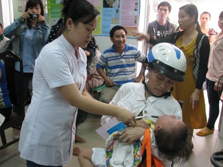 Hơn 202.000 trẻ được tiêm vắc xin sởi –rubella miễn phí trong dịp này