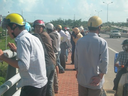 Xác người đàn ông nổi trên sông Hàn - 2