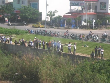 Xác người đàn ông nổi trên sông Hàn - 3