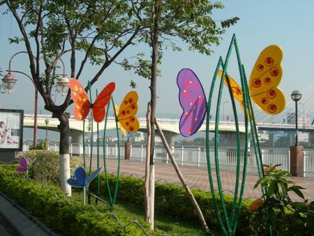 Đà Nẵng: 800 triệu đồng thực hiện đường hoa Tết - 1