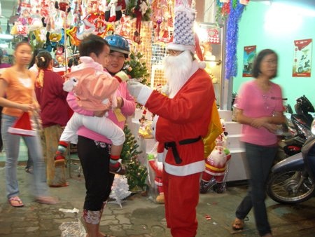 Kiếm bộn tiền mùa Noel - 16