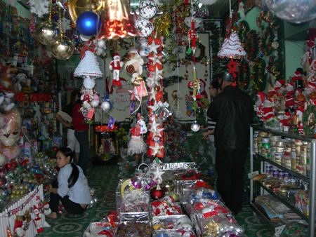 Sức mua giảm, thị trường Noel trầm lắng - 5