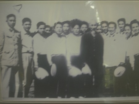 Gặp người máy trưởng 4 chuyến tàu không số  - 2