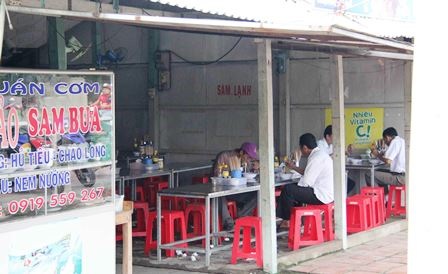 Người trúng số 92 tỷ đồng phải đóng cửa vì quá nhiều người đến thăm - 1 Người trúng số 92 tỷ đồng phải đóng cửa vì quá nhiều người đến thăm - 1