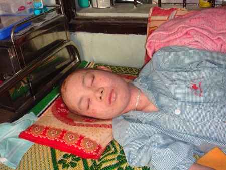 Dòng lệ đắng của chàng trai tuổi 20 - 2