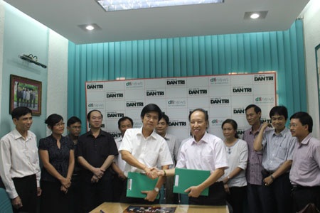 Báo Dân trí tiếp tục được các cơ quan báo chí hợp tác trao đổi thông tin - 2 Báo Dân trí tiếp tục được các cơ quan báo chí hợp tác trao đổi thông tin - 2