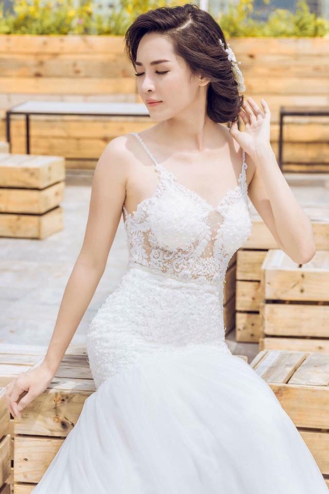 Cuộc đổi đời của cô gái xinh đẹp nhờ phẫu thuật thẩm mỹ - 4 Với diện mạo mới, Quỳnh nhận được nhiều lời mời đóng quảng cáo, mẫu ảnh cho các nhãn hàng