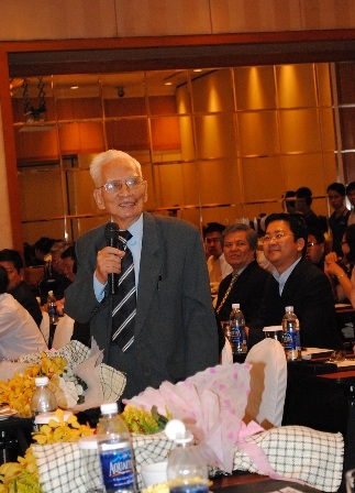 Giáo sư Hoàng Như Mai (1919 - 2013). (Ảnh tư liệu, ĐH Văn Hiến cung cấp)