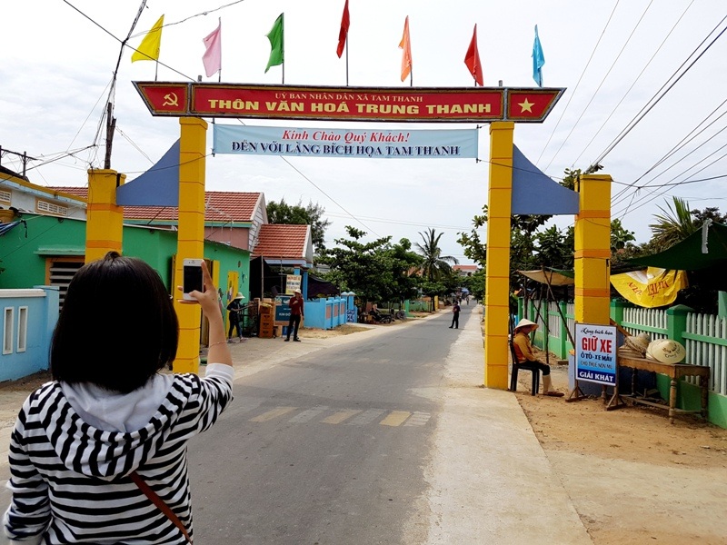Đổi thay “làng bích họa” ở ven biển Tam Kỳ - Ảnh 1. Đổi thay “làng bích họa” ở ven biển Tam Kỳ - Ảnh 1.