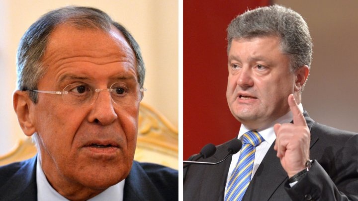 Nga khuyến cáo Ukraine không gia nhập NATO - 1 Ngoại trưởng Nga Sergei Lavrov (trái) và Tổng thống Ukraine Petro Poroshenko.