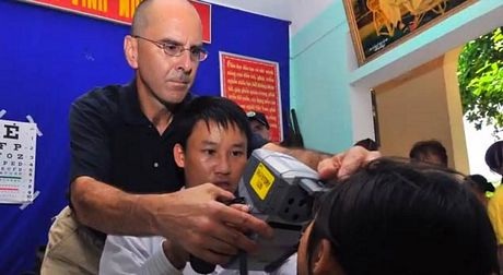 Việt Nam đang ngày càng phát triển mạnh mẽ.