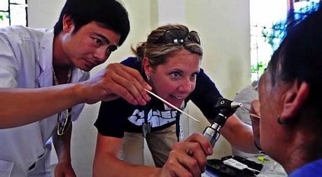 Việt Nam đang ngày càng phát triển mạnh mẽ.