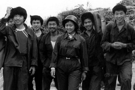 Ảnh thời trẻ của đệ nhất phu nhân Trung Quốc