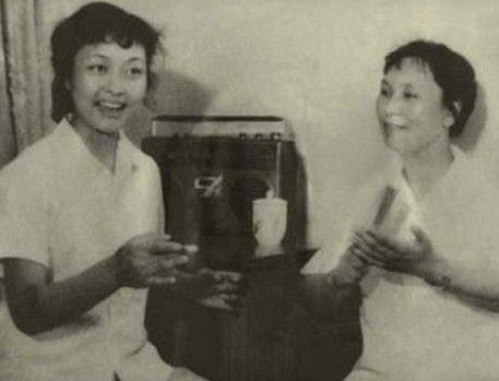 Ảnh thời trẻ của đệ nhất phu nhân Trung Quốc