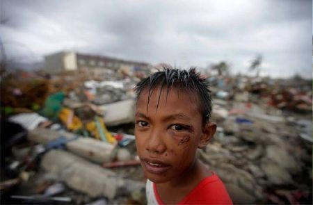 Philippines: Cuộc sống hồi sinh tại nới siêu bão Haiyan đi qua - 1 Philippines: Cuộc sống hồi sinh tại nới siêu bão Haiyan đi qua