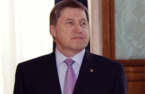 Đại sứ Nguyễn Thanh Sơn gặp Trợ lý Tổng thống Nga - 1 Ông Yuri Victorovich Ushakov.