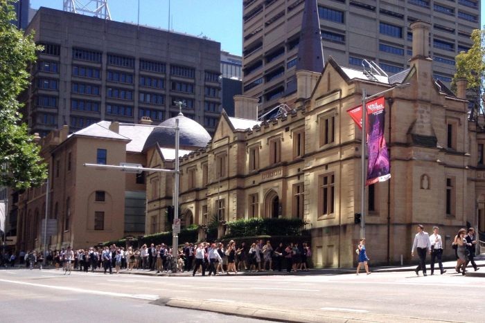 Khu vực lân cận đã được sơ tán.