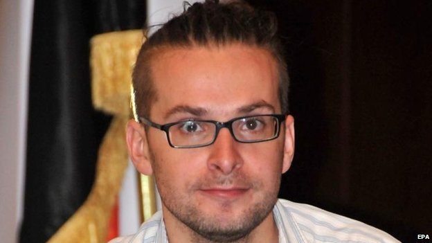 Al-Qaeda dọa giết con tin Mỹ, Washington thừa nhận giải cứu bất thành - 2 Nhà báo Mỹ Luke Somers.