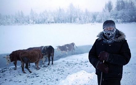 Mùa đông, làng Oymyakon được bao phủ bởi băng tuyết