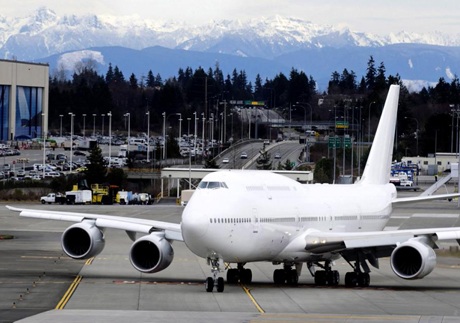 Mỹ chọn chuyên cơ mới cho ông chủ Nhà Trắng - 1 Một chiếc Boeing 747-8 (Ảnh: