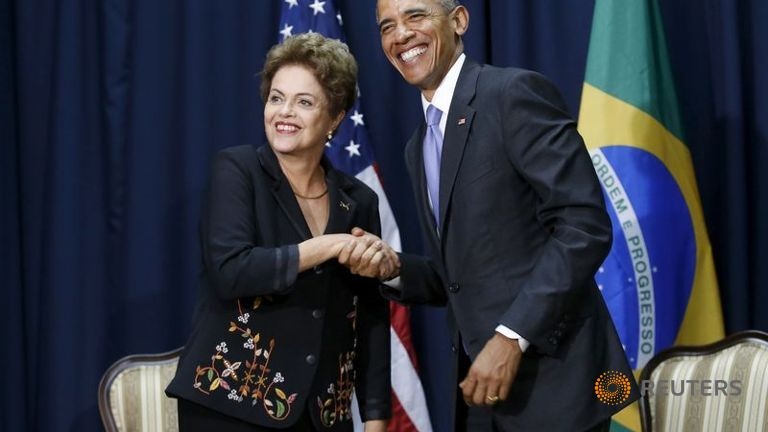 Bà Rousseff quyết định sang thăm Mỹ sau cuộc gặp ngắn với Tổng thống Obama tại Panama (Ảnh: