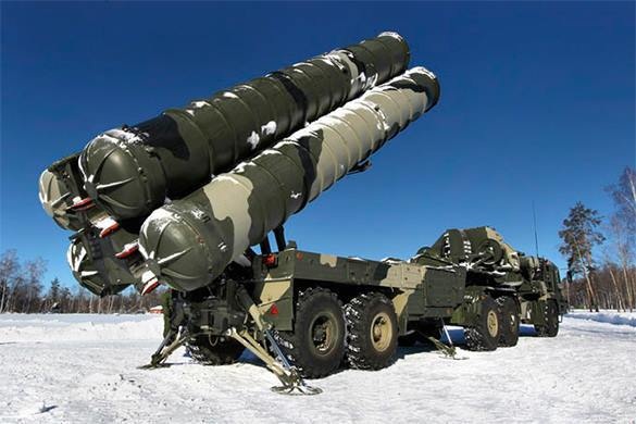 Nga xác nhận bán hệ thống phòng không hiện đại S-400 cho Trung Quốc - 1 Hệ thống phòng không S-400 hiện đại của Nga (Ảnh: Pravda)