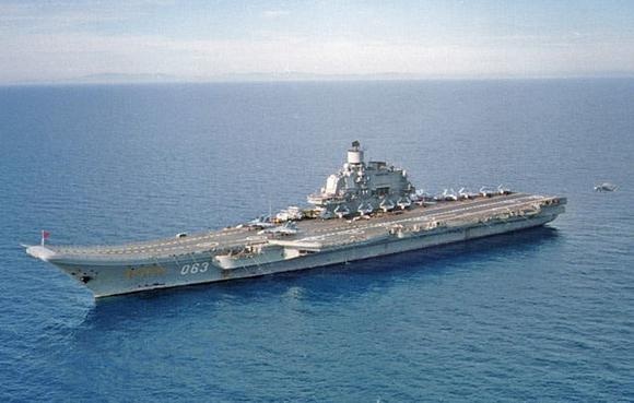 Hải quân Nga chuẩn bị nhận tàu sân bay thế hệ mới - 1 Tàu sân bay Đô đốc Kuznetsov (Ảnh: