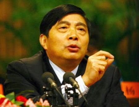 Báo Trung Quốc tiết lộ chuyện 2 đại biểu quốc hội bị bắt ngay tại khách sạn - 1 Ông Cừu Hoa (Ảnh: