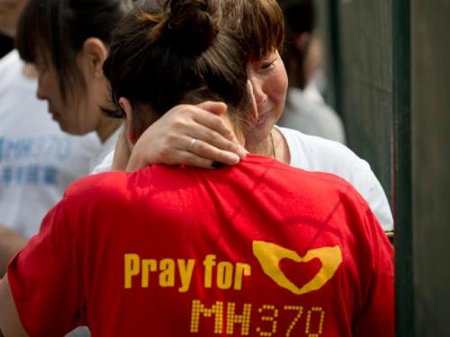 Bộ trưởng giao thông Malaysia: Sẽ tìm thấy MH370 - 2 Một số thân nhân cáo buộc giới chức Malaysia che giấu thông tin (Ảnh: