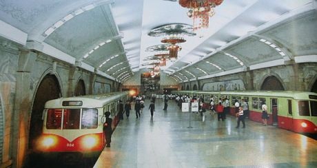 Ga tàu điện ngầm ở Bình Nhưỡng.