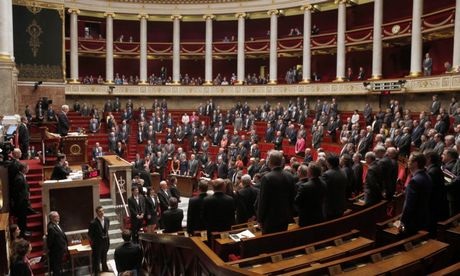 Quốc hội Pháp dành một phút mặc niệm cho các nạn nhân ở Paris.