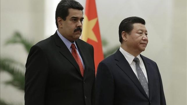 Tổng thống Maduro trong chuyến thăm Bắc Kinh (Ảnh: