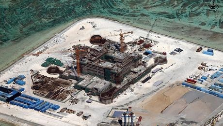 Ảnh vệ tinh “vạch trần” Trung Quốc hành động phi pháp ở Biển Đông