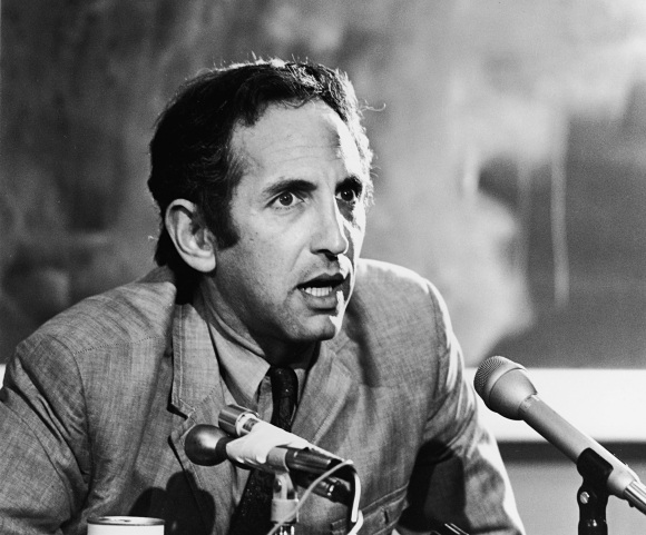 Hồ sơ Lầu Năm Góc (phần 1): Chân dung người tiết lộ tài liệu mật về Việt Nam - 2 Daniel Ellsberg (Ảnh: