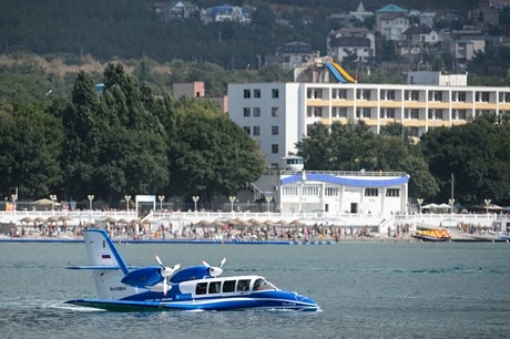 Trên 50 kỷ lục thế giới đã được máy bay Sukhoi thiết lập. (Trong ảnh: Thủy phi cơ Be-103)