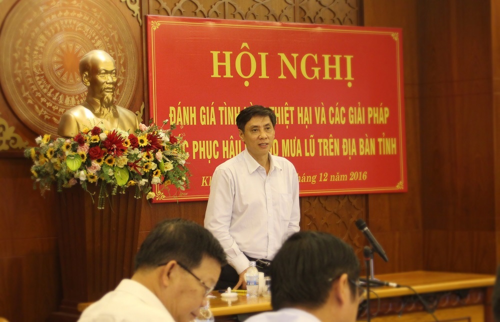 
Chủ tịch tỉnh Khánh Hòa - ông Lê Đức Vinh nhấn mạnh: Không để bà con bị đói, không có nhà ở, sớm ổn định cuộc sống để người dân đón Tết ấm áp
