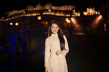 Hotgirl Vietnam Idol dịu dàng giữa Hội An thơ mộng - 1 Hotgirl Vietnam Idol dịu dàng giữa Hội An thơ mộng - 1