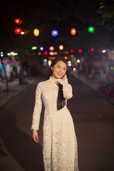 Hotgirl Vietnam Idol dịu dàng giữa Hội An thơ mộng - 8 Hotgirl Vietnam Idol dịu dàng giữa Hội An thơ mộng - 8