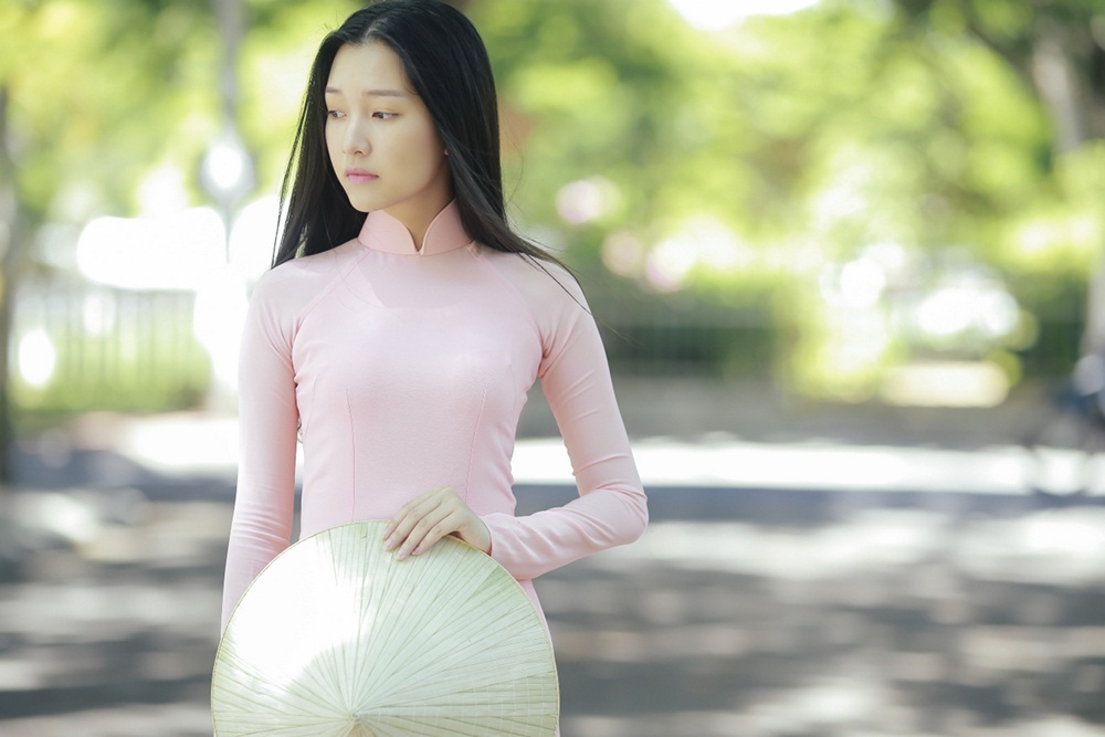 Nhan sắc nàng thơ xứ Huế vào chung kết Hoa hậu Việt Nam - Ảnh 5.