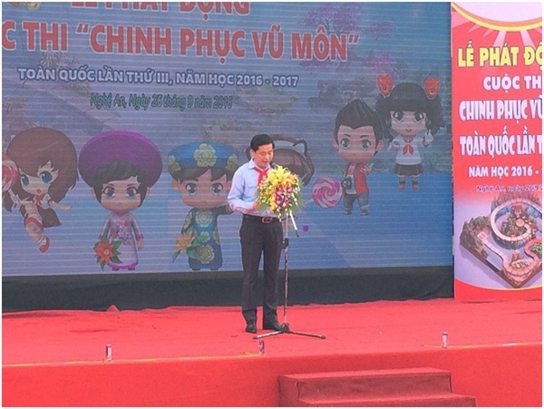 Lễ phát động Cuộc thi Chinh Phục Vũ Môn lần III: Thành công tốt đẹp - 3 Ông Nguyễn Long Hải – Bí thư Ban Chấp hành Trung ương Đoàn, Chủ tịch Hội đồng Đội Trung ương, Trưởng Ban chỉ đạo Cuộc thi.