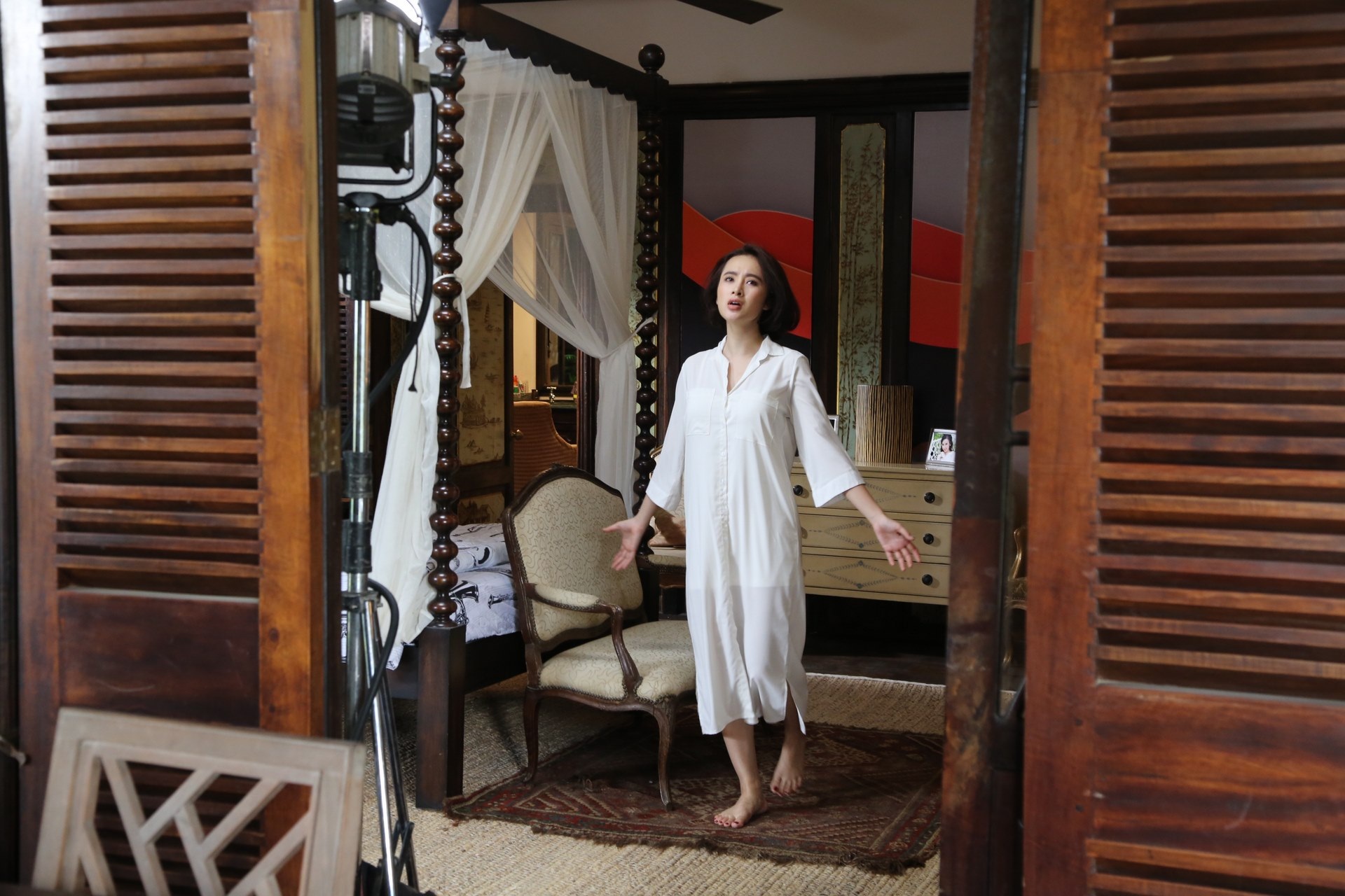 Những điều chưa kể sau cảnh phim “Vệ sĩ, tiểu thư và thằng khờ” - 14