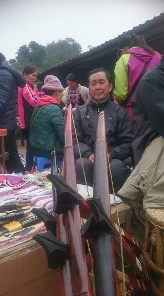Pà Cò - chợ người Mông những ngày giáp Tết - 4 Khu đồ bán mây tre đan thu hút người mua.