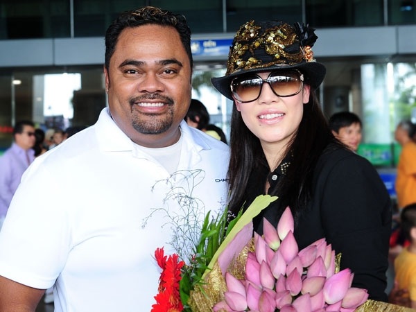 Những ông “bố dượng” nổi tiếng của showbiz Việt - 8
Dũng Taylor, người chồng thứ hai của ca sĩ Thu Phương