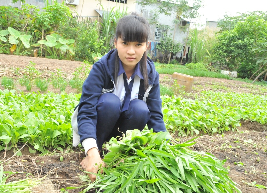 Nữ sinh 16 tuổi là trụ cột gia đình - 3 Trang đặt quyết tâm thi vào Học viện Cảnh sát Nhân dân, trở thành một nữ cảnh sát phục vụ người dân