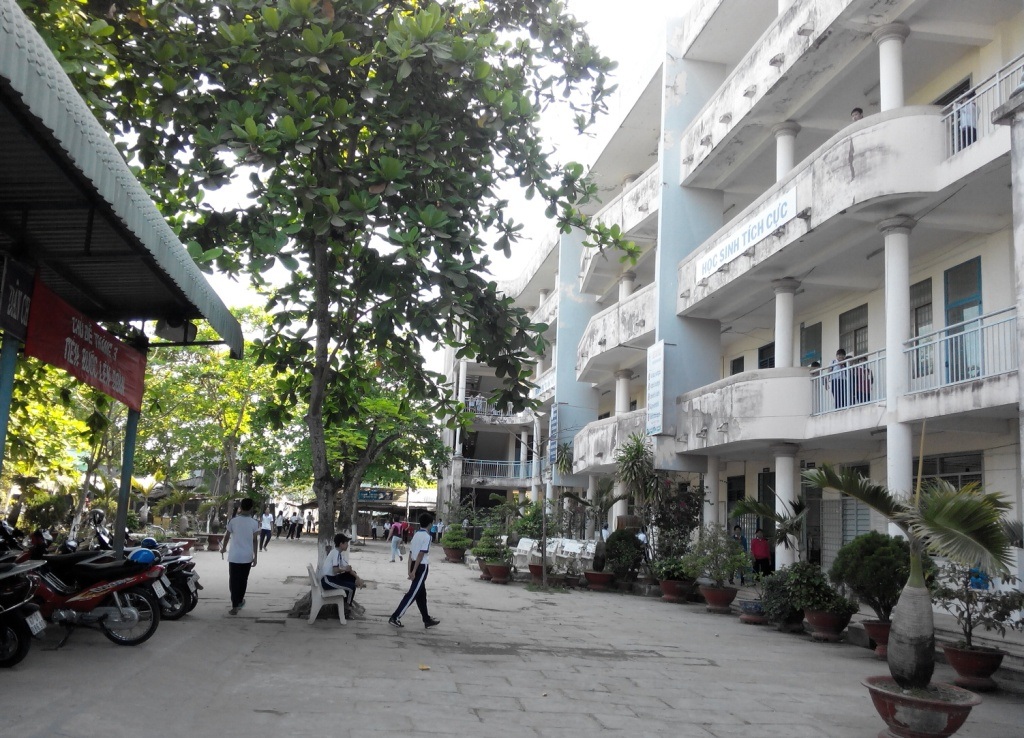 Chung tay giải quyết “vấn nạn” bạo lực học đường - 1 Chung tay giải quyết “vấn nạn” bạo lực học đường