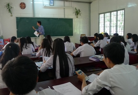 Kiến nghị Bộ GD-ĐT lập thêm 1 điểm thi tại Phú Quốc - 1 Trên địa bàn huyện đảo Phú Quốc có trên 1.000 học sinh đang theo học