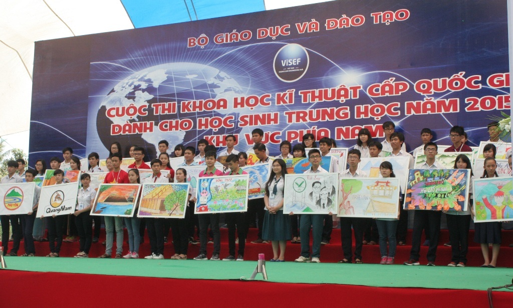 180 dự án tham gia tranh tài cuộc thi khoa học phía Nam - 1 Khai mạc hội thi KHKT dành cho HS trung học khu vực phía Nam