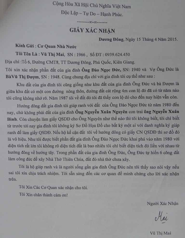 Bài 1: Có sổ đỏ vẫn bị mất hàng ngàn mét vuông đất - 6 Giấy xác nhận của bà Vũ Thị Mai - vợ ông Mai Thanh Thành người giáp ranh với ông Đào Ngọc Đức .