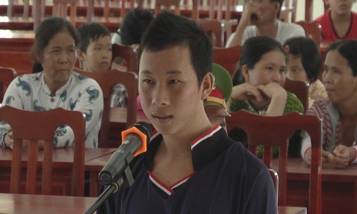 Đi săn rắn mối, “moi” luôn tiền người khác - 1 Vì lòng tham mà Lê Tuấn Thanh đã phải trả giá bằng 8 tháng tù giam